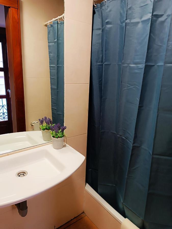 Corrala De San Anton. Sencillo Apartamento En Pleno Centro Grenada Zewnętrze zdjęcie